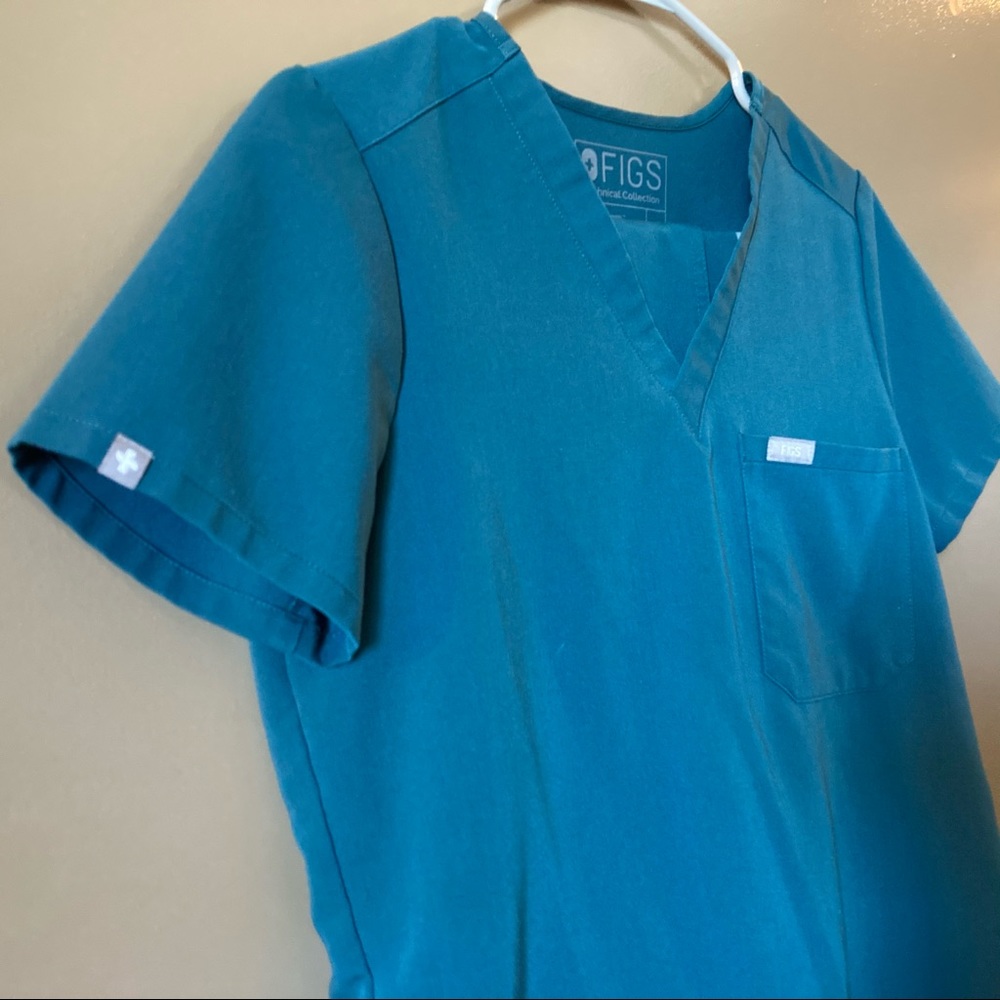 FIGS Caribbean Blue Scrub Set - Catarina & Yola